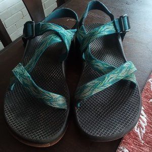 Women's Chacos Size 9.